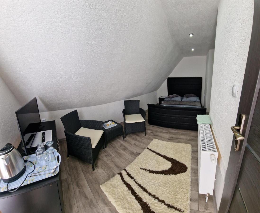 Privat Alenka Važec Exterior foto
