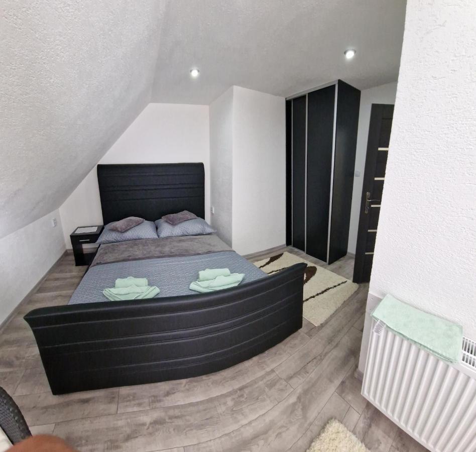 Privat Alenka Važec Exterior foto